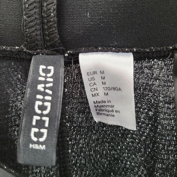 Divided H&M Short Sparkle Skirt, Concert, Festival, Dance Size Medium - Picture 5 of 5